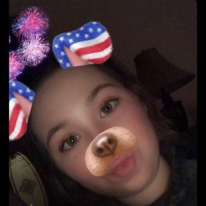 Meet your Posher, Michaela